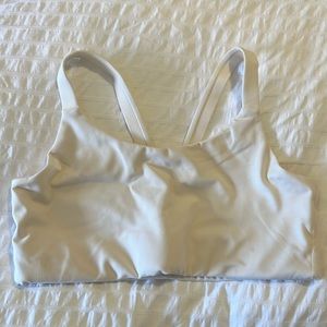 Girlfriend Collective Lou bra in white, size M.